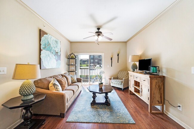 Waverly - 2 Bed / 2 Bath - 1,108 Sq.Ft.