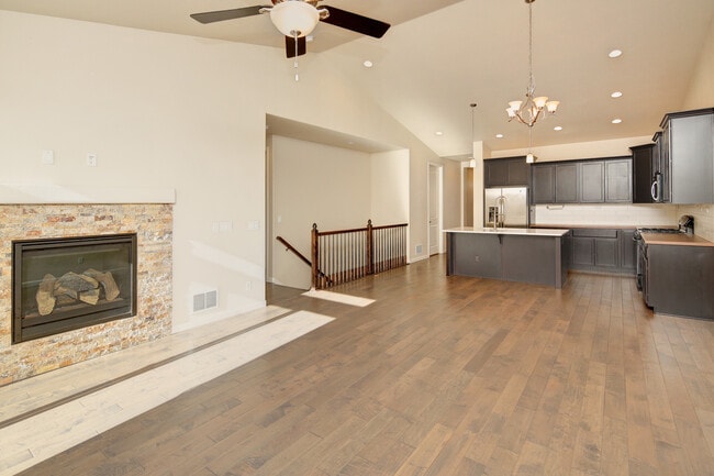 Photo - 847 Brookedge Drive