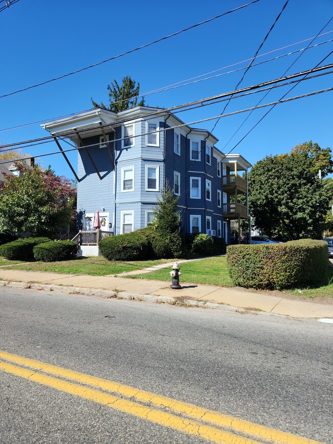 Photo - 245 Prospect St Unit 2