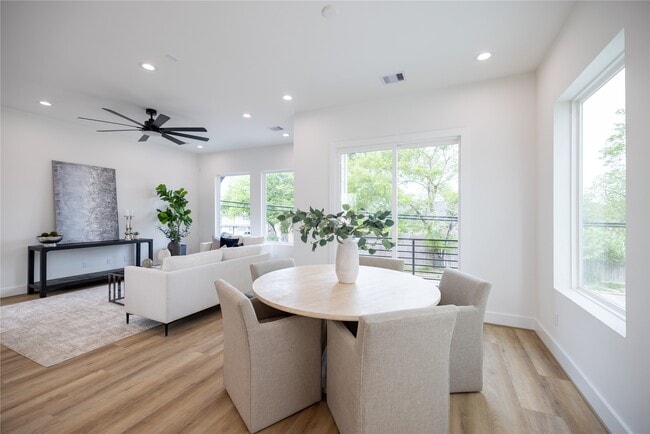 Photo - 4010 Yellowstone Blvd