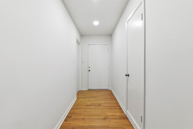 Photo - 7138 Mobud Dr