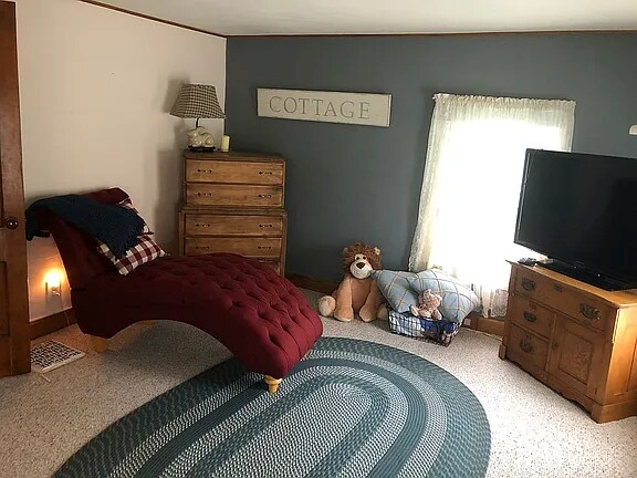 Photo - 205 N Illini St