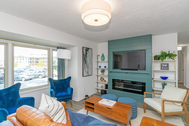 Photo - 110 1st St SE