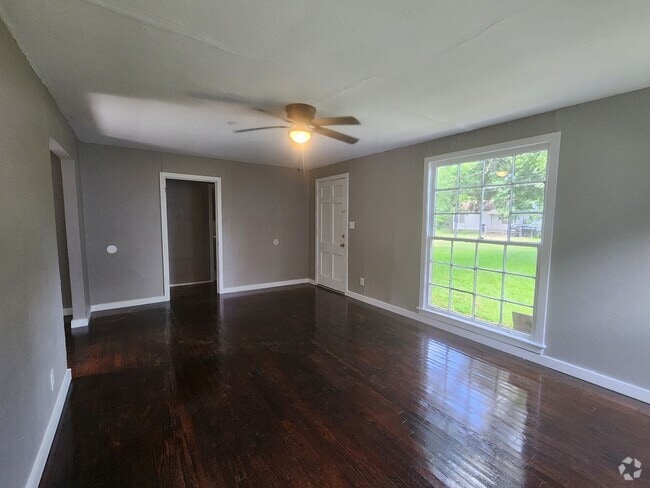 Building Photo - 4031 Ridgemoor Ave Rental