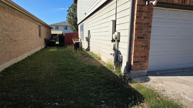 Photo - 5605 Clyde Ln