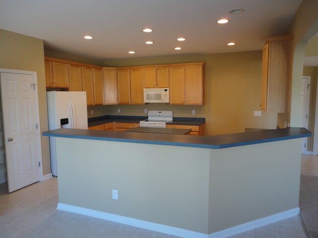 Photo - 3227 Enchanting Way