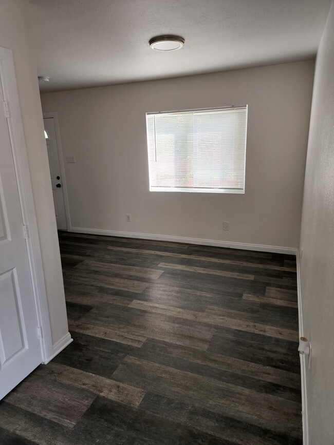 Photo - 2134 S Cloverdale Ave