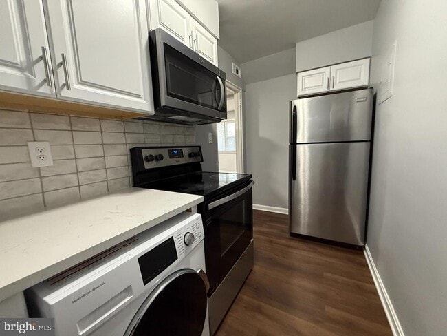 Photo - 3043 Patrick Henry Dr Unit 302