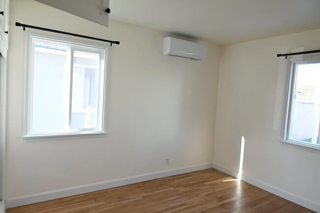 Photo - 14822 Fonthill Ave
