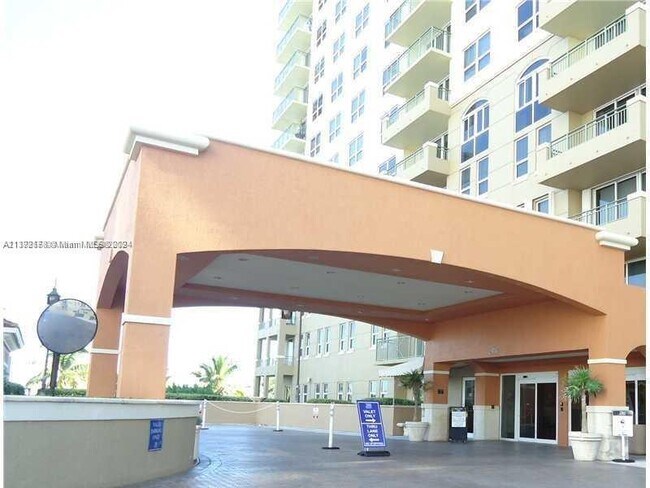 Photo - 2080 S Ocean Dr Unidad 309