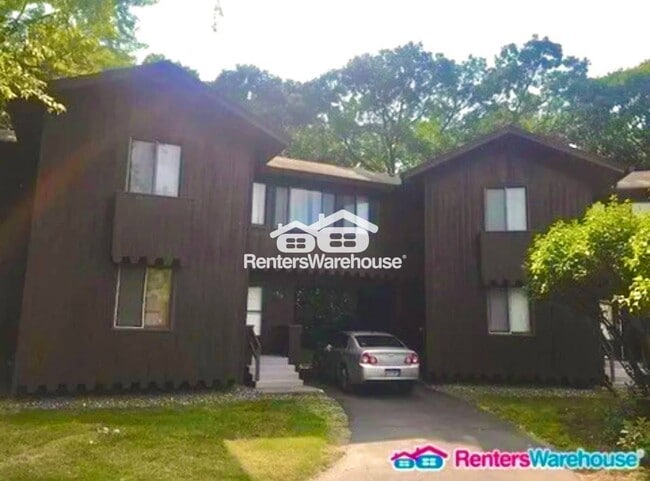 Building Photo - 1514 N Timber Rdg