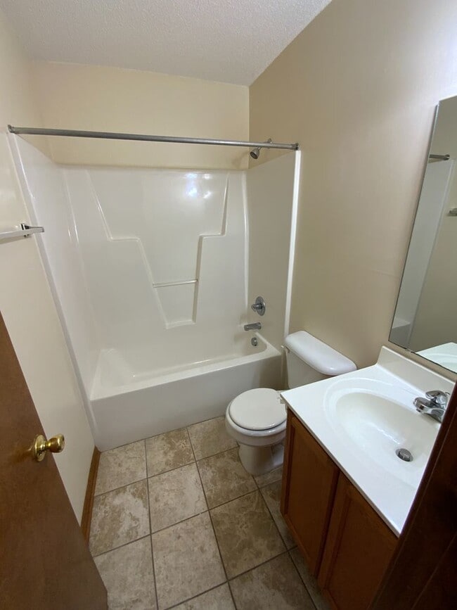 Photo - 3 Bd 2 Ba in Cherrywoods
