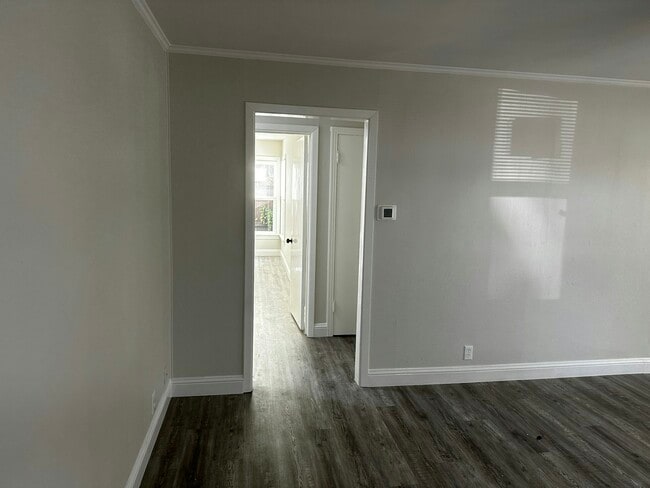 Photo - 209 Pendleton St