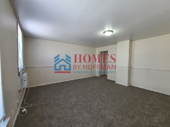 Photo - 920 W Columbia St Unit B