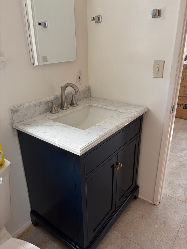 Photo - 7129 Lotus Ave