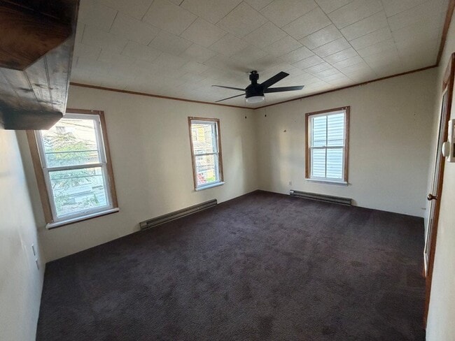 Photo - 214 N Vine St