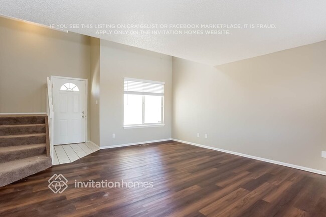 Photo - 11001 Benton St