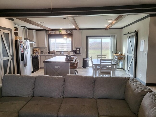 Photo - 192 Lazy River Ln