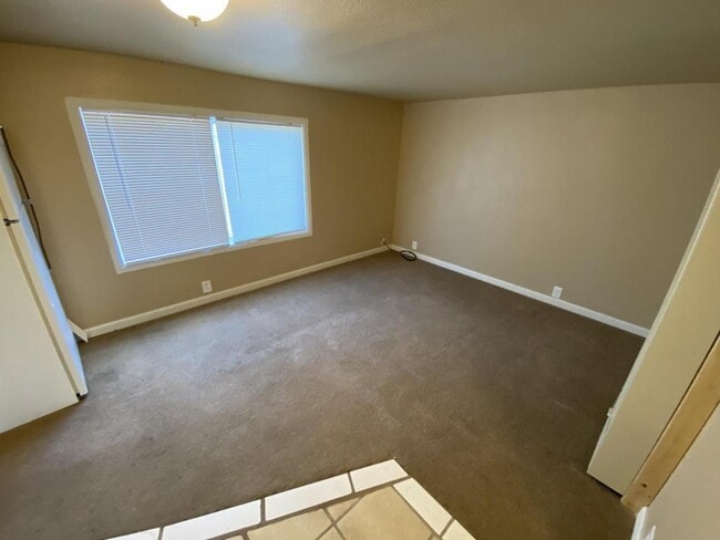 Photo - 1152 N 8th St