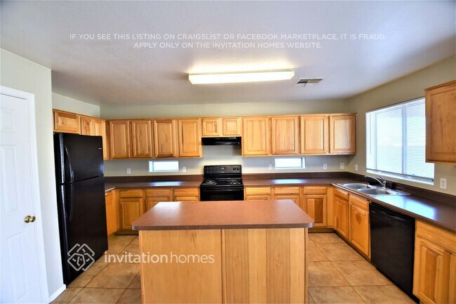 Photo - 5621 S 11th Pl