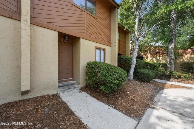 Photo - 85 Debarry Ave Unit 1023