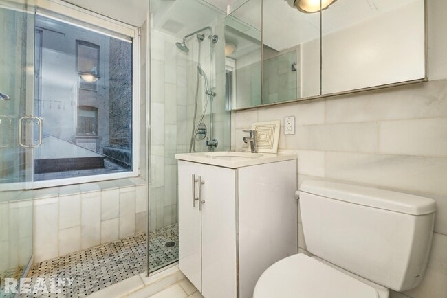 Photo - 143 Ludlow St Unit 4C