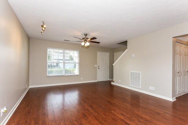 Photo - 2900 Summer Hollow Ct