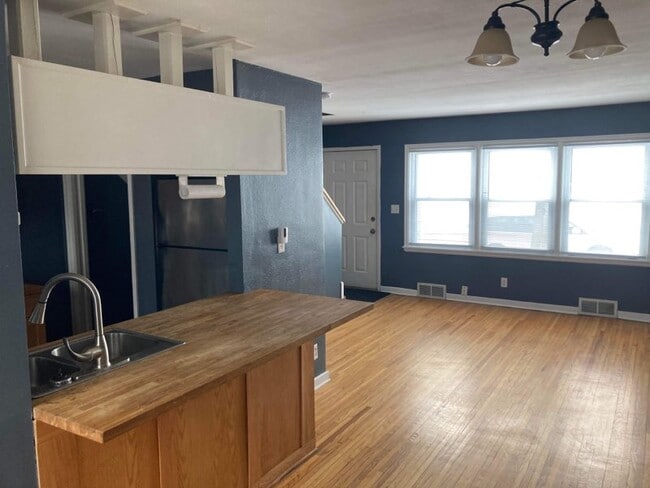 Building Photo - 954 Cleveland Ave S Unit 954