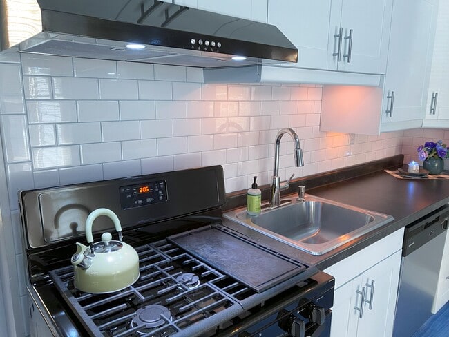 Photo - 2730 pleasant Ave S