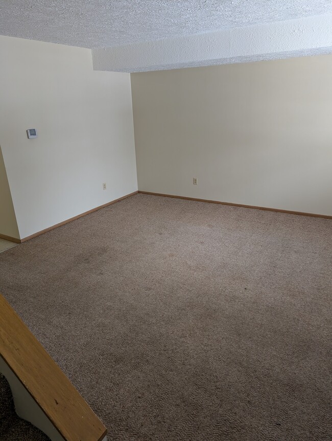 Photo - 521 Hinderer Ave SW Unit 521