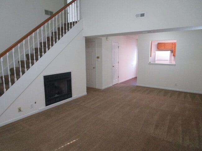 Photo - 3505-3507 La Mesa Dr. Unit 3505 La Mesa Dr.