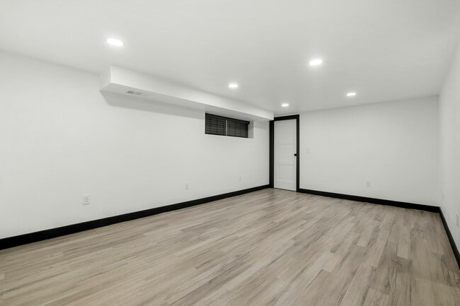 Photo - 191 Castillejo Dr