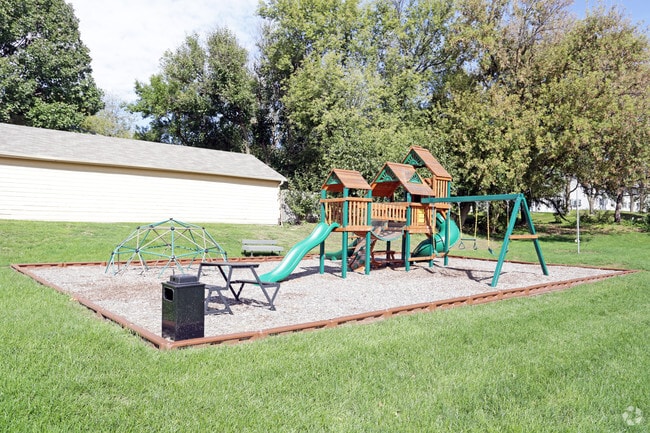 Playground - Woodland Place Apartments, LLC