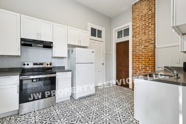 Photo - 5225 Magazine St Unit A