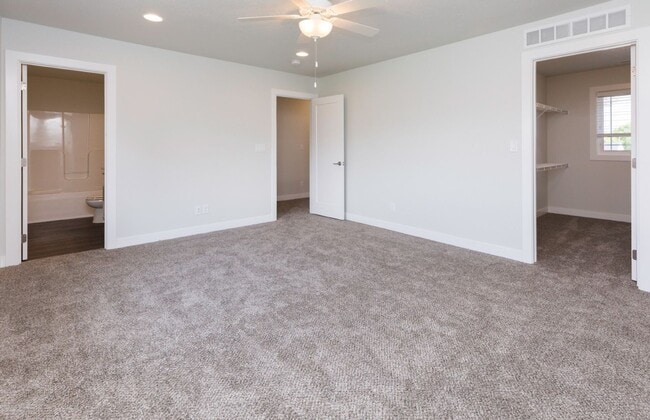 Photo - Beautiful, single-family home in Altoona! ...