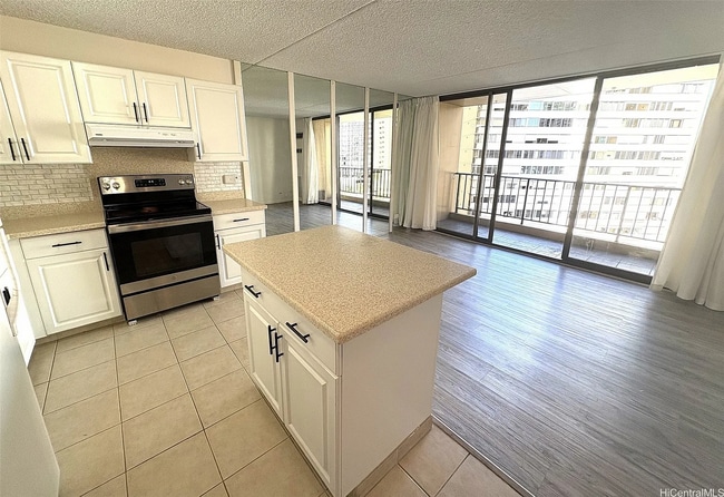 Photo - 411 Hobron Ln Condo Unit 903