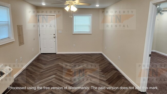 Photo - 1905 Dirl Ave