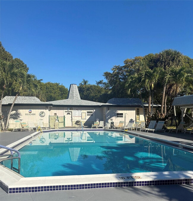 Building Photo - 3531 NW 50th Ave Unit 611