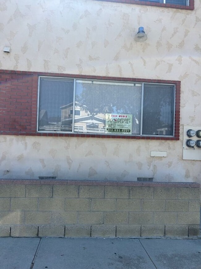 Building Photo - 1102-1104 W. 23rd Street & 2231-2233 S. Leland St.. Unit 2233