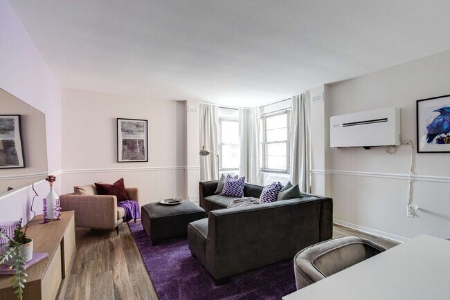 Building Photo - 112 W University Pkwy Unit FL12-ID1335981P