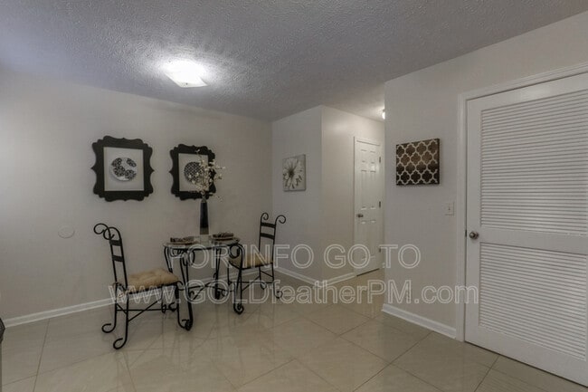 Building Photo - 1339 Benley St Rental
