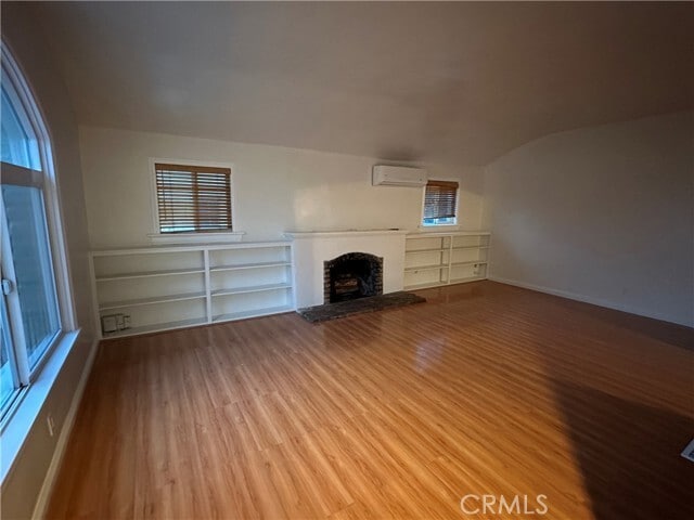 Photo - 2972 June St