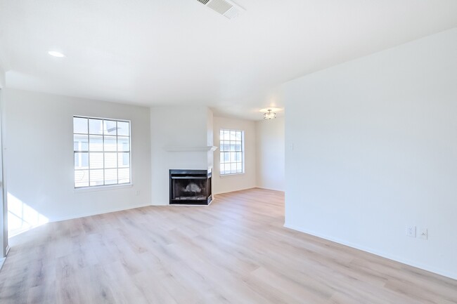 Photo - 9202 Glen Meadow Ln