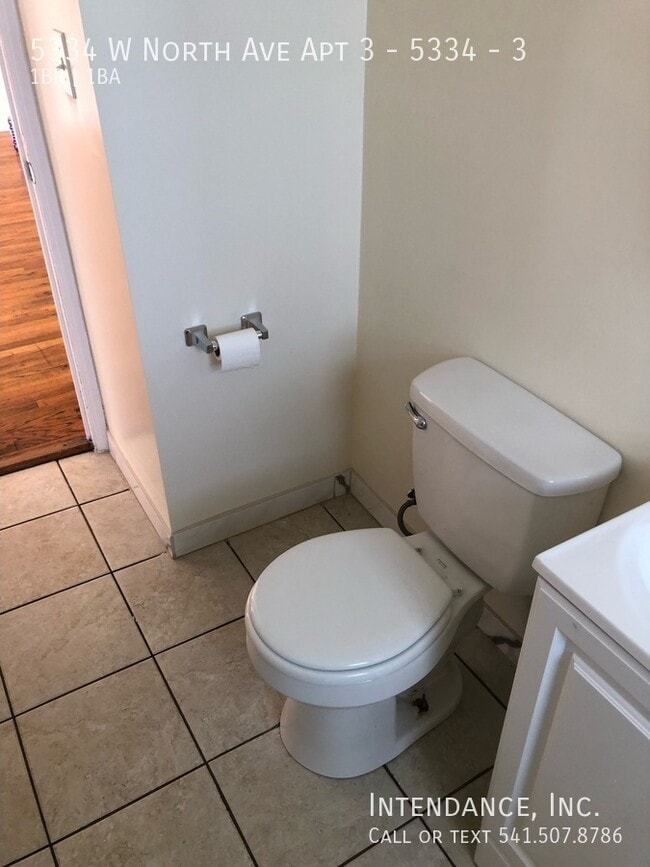 Photo - 5334 W North Ave Unit 5334 - 3