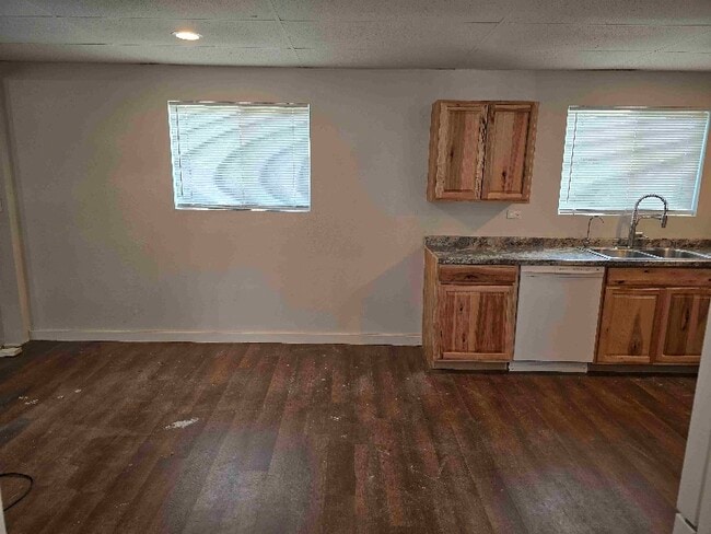 Photo - 673 Whittle Ln