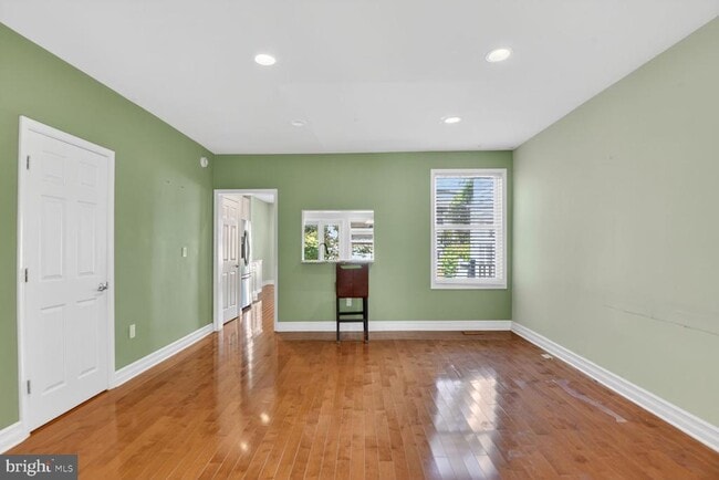 Photo - 5338 41st St NW