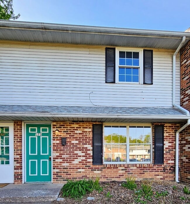 Photo - 173 Ashford Dr Apartment
