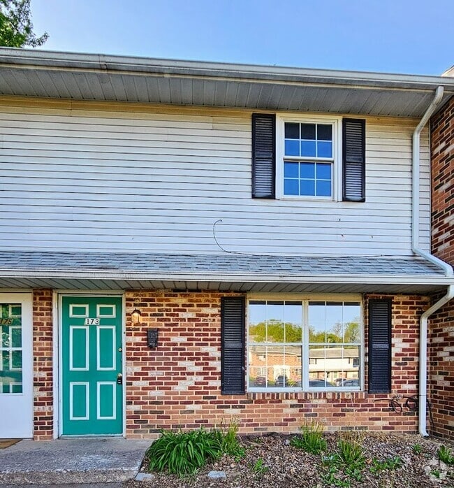 Building Photo - 173 Ashford Dr Rental