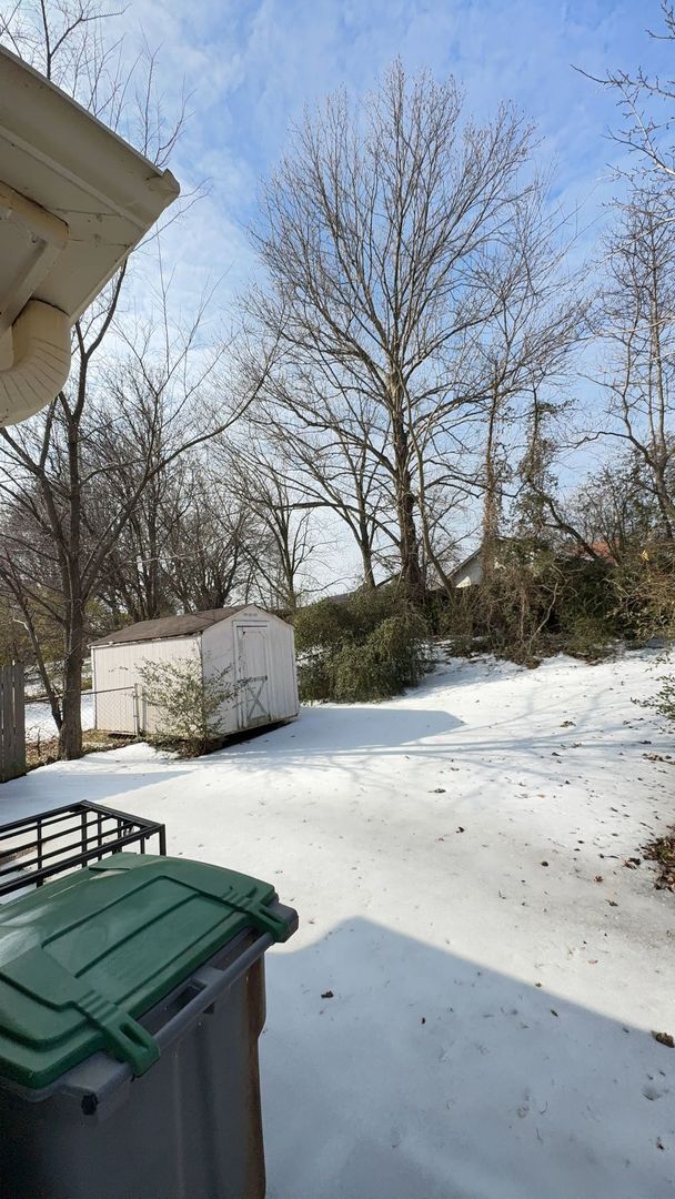 Building Photo - Well-Maintained 2BR/1.5BA Duplex Units with Central HVAC – Memphis - Open To Section 8