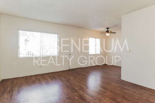 Photo - 1518 E Hedrick Dr Unit M